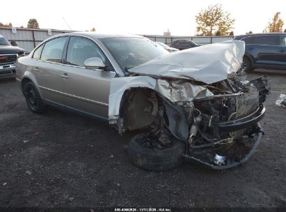 WVWAE63B15E013811 VOLKSWAGEN PASSAT Photo 1