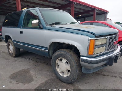 1GKEK18K7PJ703809 GMC YUKON Photo 1