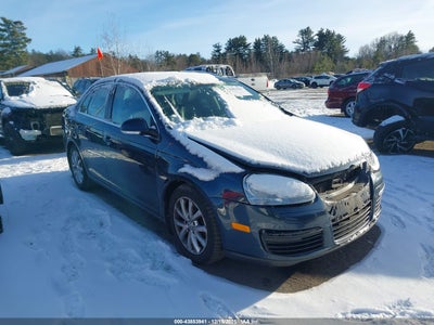 3VWRZ7AJ3AM060816 VOLKSWAGEN JETTA Photo 1