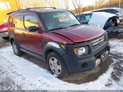 5J6YH18348L002631 HONDA ELEMENT Photo 1