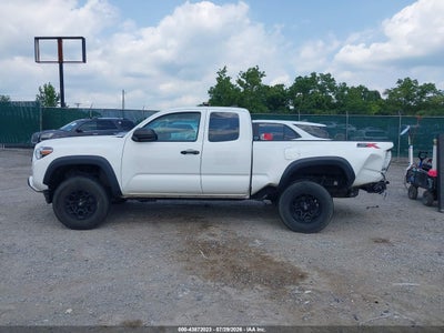 TOYOTA TACOMA
