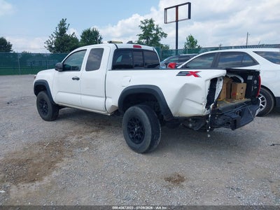 TOYOTA TACOMA