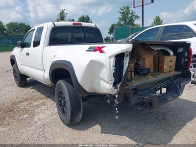 TOYOTA TACOMA