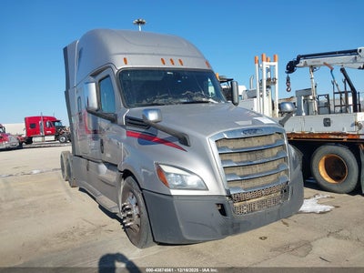 3AKJHHDR7JSHS6488 FREIGHTLINER NEW CASCADIA 126 Photo 1