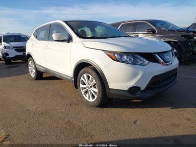 JN1BJ1CR0KW332402 NISSAN ROGUE SPORT Photo 1