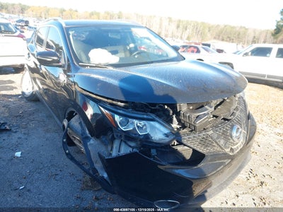 JN1BJ1CR5HW144466 NISSAN ROGUE SPORT Photo 1