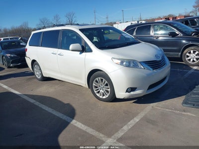 5TDYK3DC4FS597467 TOYOTA SIENNA Photo 1