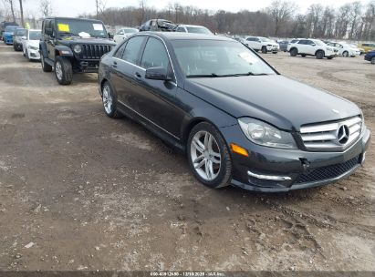 Transportlīdzekļa foto