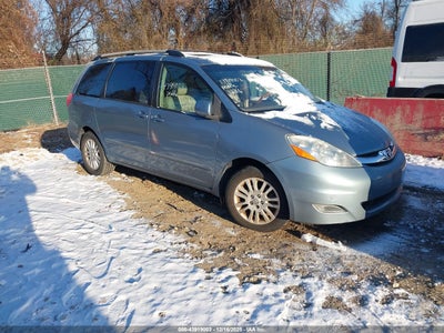 5TDZK22CX7S081424 TOYOTA SIENNA Photo 1