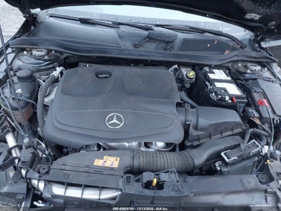 MERCEDES-BENZ GLA 250