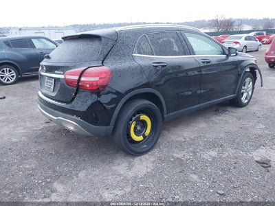 MERCEDES-BENZ GLA 250