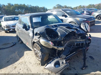 WMWXP7C57FT740837 MINI HARDTOP Photo 1