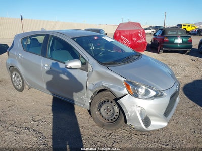JTDKDTB38G1123619 TOYOTA PRIUS C Photo 1