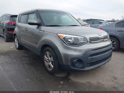 KNDJN2A26H7463541 KIA SOUL Photo 1
