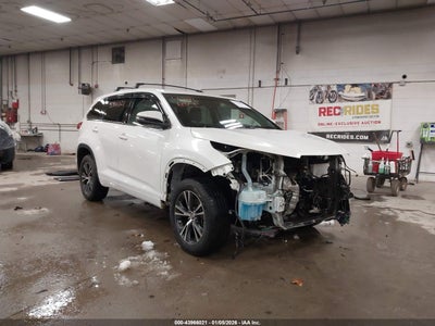 TOYOTA HIGHLANDER