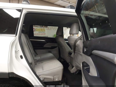 TOYOTA HIGHLANDER