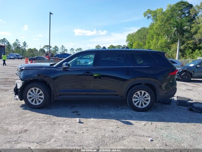 TOYOTA GRAND HIGHLANDER