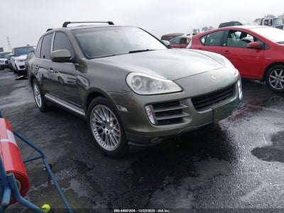 2010 PORSCHE CAYENNE