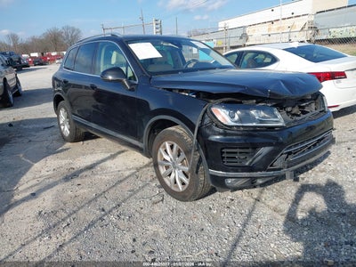 VOLKSWAGEN TOUAREG