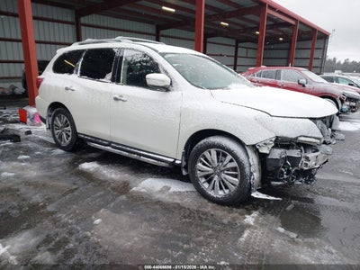5N1DR2MM9JC621359 NISSAN PATHFINDER Photo 1
