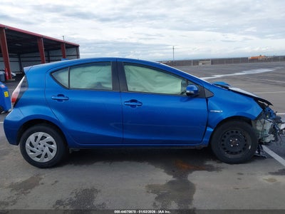 TOYOTA PRIUS C