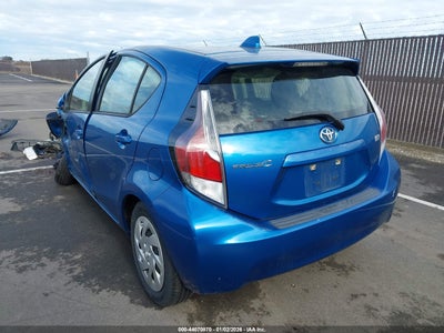 TOYOTA PRIUS C