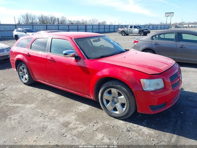 2D4FV47T98H167650 DODGE MAGNUM Photo 1