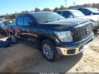 1N6AA1E59KN527484 NISSAN TITAN Photo 1