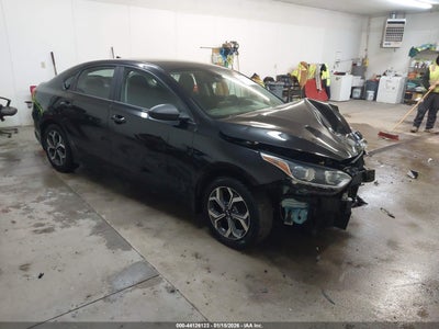 3KPF24AD1KE133874 KIA FORTE Photo 1