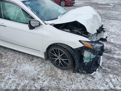 4T1G11AK2NU645617 TOYOTA CAMRY Photo 1