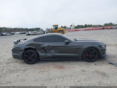 FORD MUSTANG