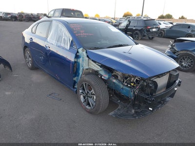 3KPF24ADXRE796564 KIA FORTE Photo 1