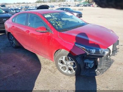 3KPF24ADXKE042781 KIA FORTE Photo 1