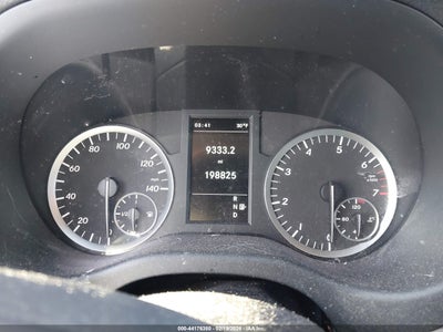 MERCEDES-BENZ METRIS