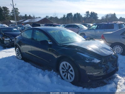 5YJ3E1EB4PF610462 TESLA MODEL 3 Photo 1