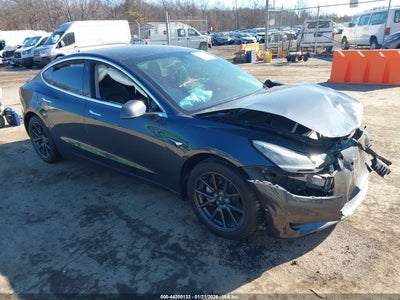 5YJ3E1EA0KF464254 TESLA MODEL 3 Photo 1