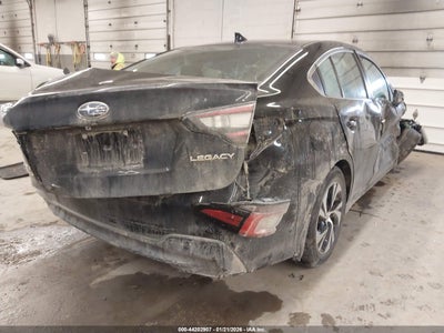 SUBARU LEGACY