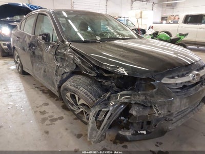 SUBARU LEGACY