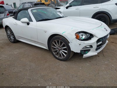FIAT 124 SPIDER