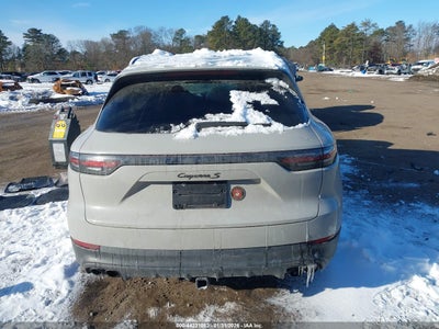 PORSCHE CAYENNE