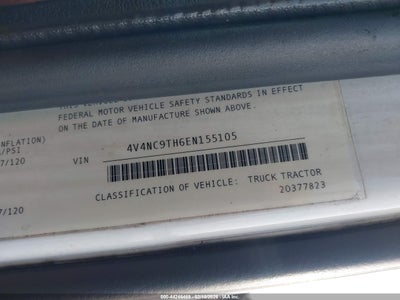 2014 VOLVO VN 8