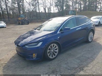 TESLA MODEL X