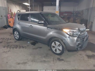 KNDJN2A27G7347473 KIA SOUL Photo 1
