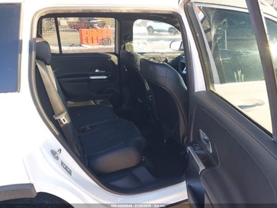 MERCEDES-BENZ GLB 250