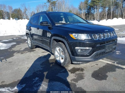 3C4NJDBB3JT453753 JEEP COMPASS Photo 1