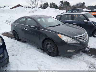 5NPEC4AC7CH374237 HYUNDAI SONATA Photo 1