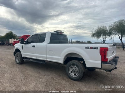 1FT7X2B64JEC12539 FORD F-250 Photo 1