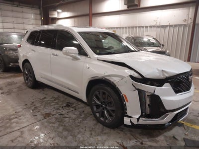 CADILLAC XT6