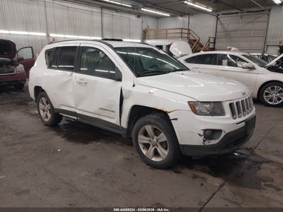1C4NJDBB4GD637856 JEEP COMPASS Photo 1