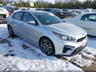 3KPF34AD9KE073985 KIA FORTE Photo 1